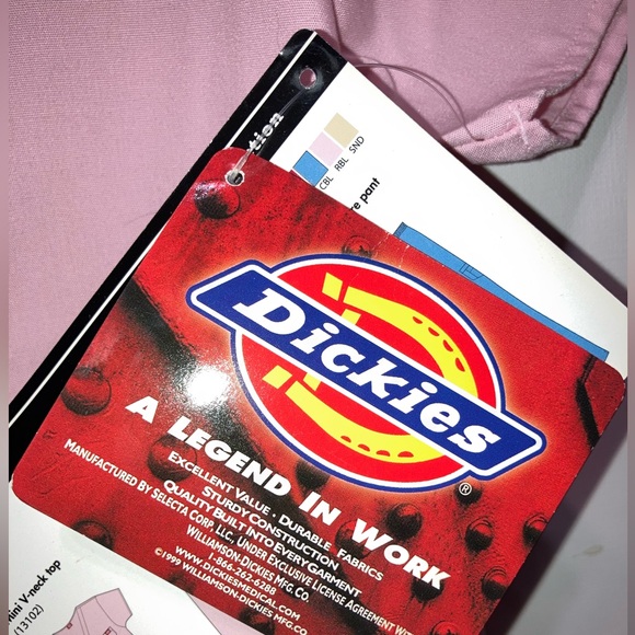 NWT Dickies Hip Flip Collection Mini V-Neck Scrub Top XS 11112 - Picture 6 of 10